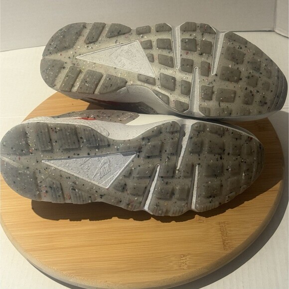 Nike Air Huarache Crater Premium Atomic Orange 2022 DR0449-100 New sz 10.5 - Picture 7 of 7